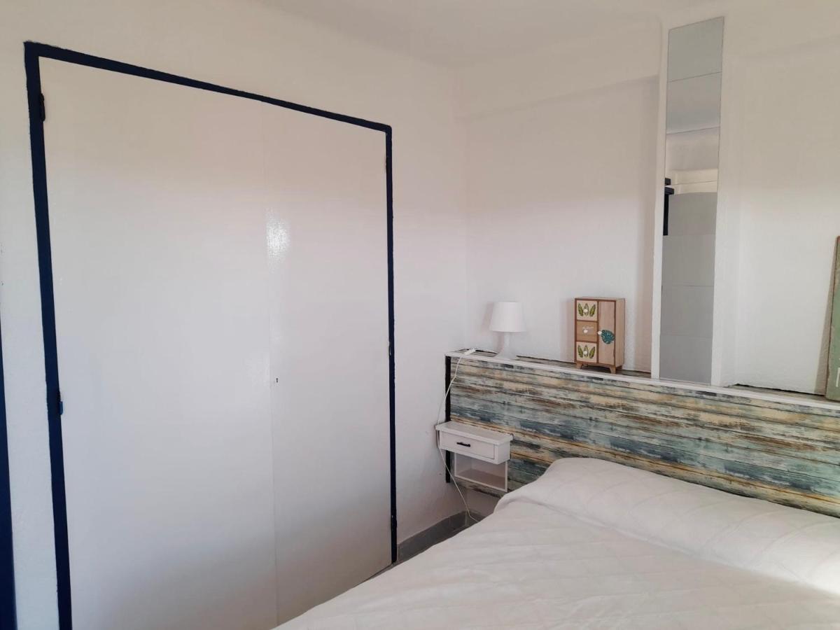 Apartamento Palmeras Ла Пинеда Екстериор снимка
